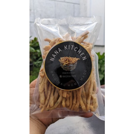 

Kue Bawang (Union stick)