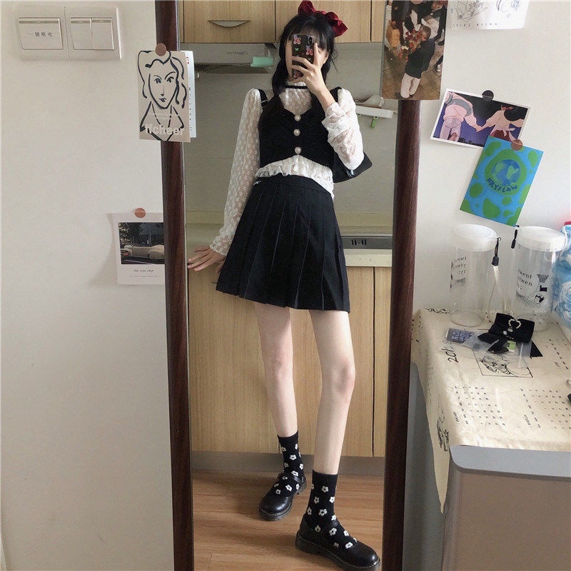 Dark Lace High Neck Bottoming Top Rompi Sling Suit Rok Lipit Set Tiga Potong Wanita