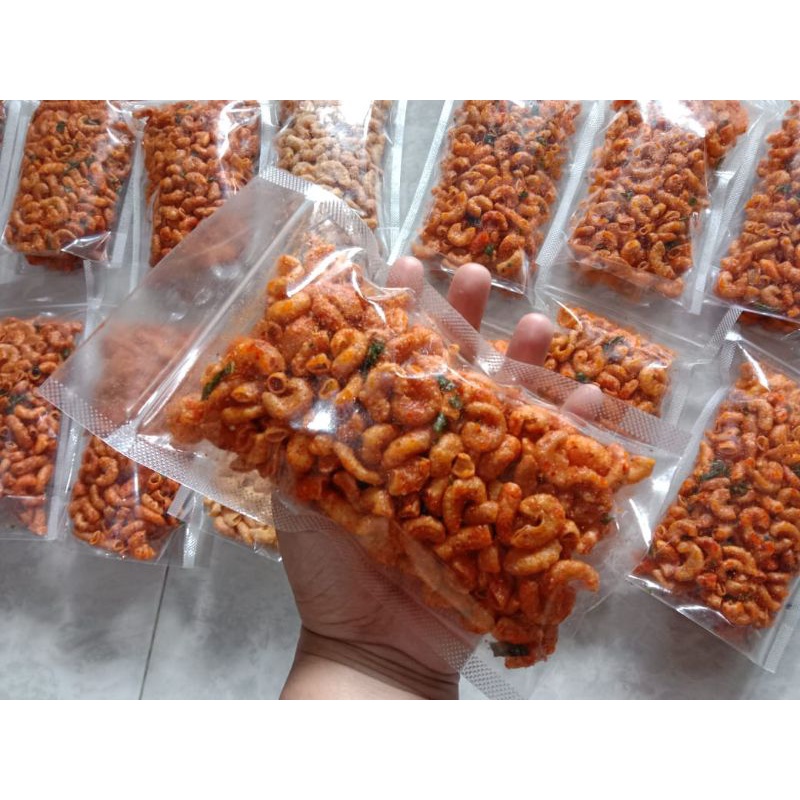 

MAKARONI DAUN JERUK PEDAS ASIN ORIGINAL 120 gr