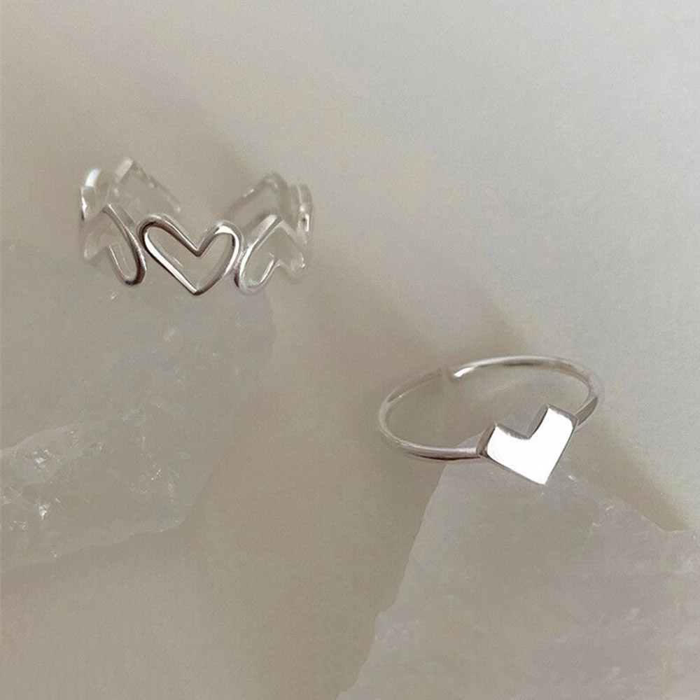 2pcs / Set Cincin Bentuk Hati Geometris Model Terbuka Bahan Logam Lapis Perak Untuk Wanita