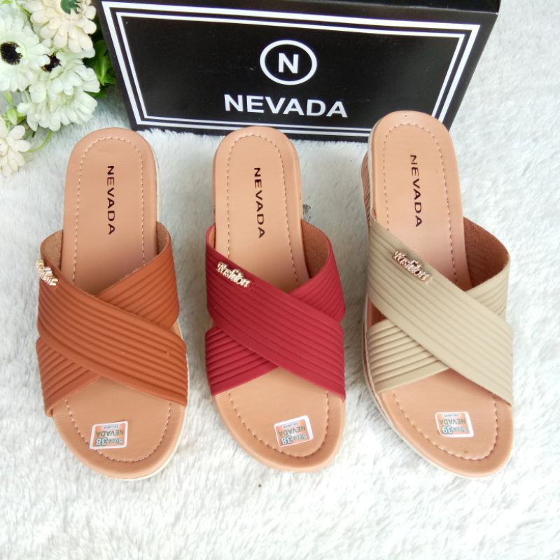 SANDAL WANITA  WEDGES  NVADA SILANG