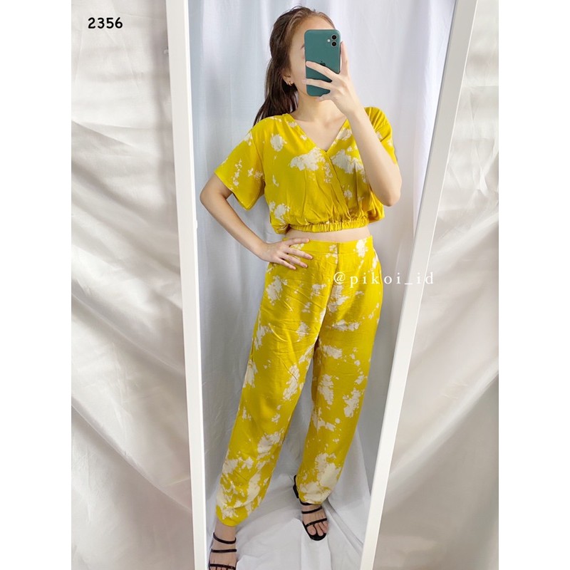 Oneset tie dye crop top kuning hitam / overall lucu / setelan one set katun rayon tie dye #pikoi2356