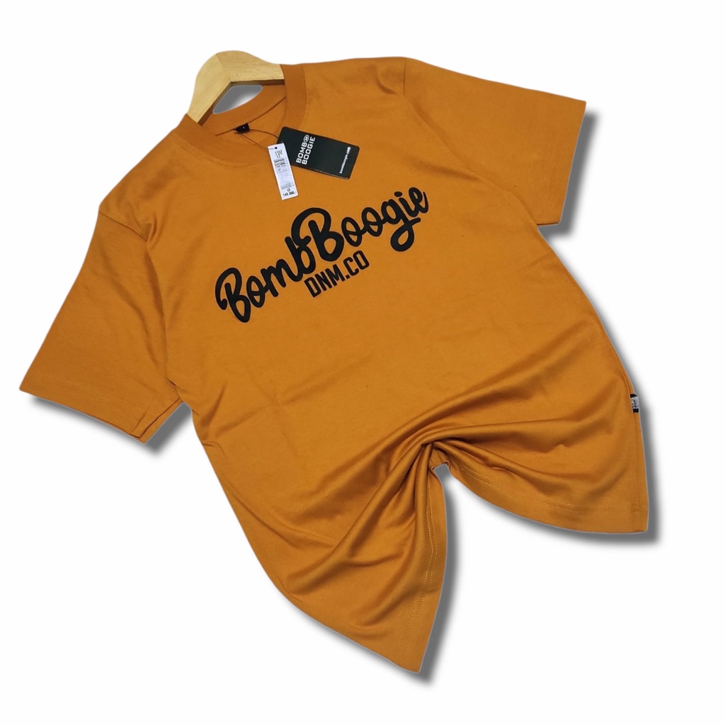 Kaos Pria Lengan Pendek Kaos Distro Baju Kaos Bombogie Original Size L dan XL-18