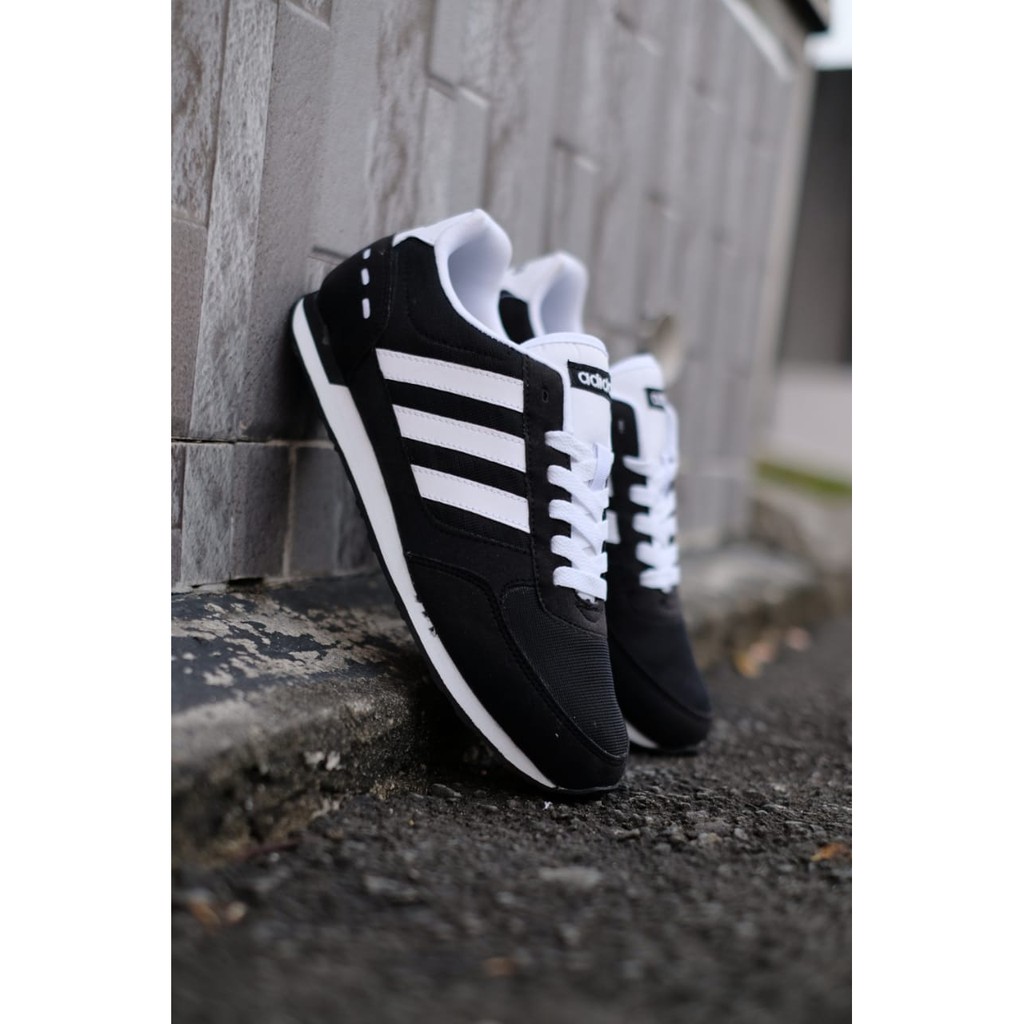 Sepatu Murah Pria Wanita Adidas SL72 Black White Original