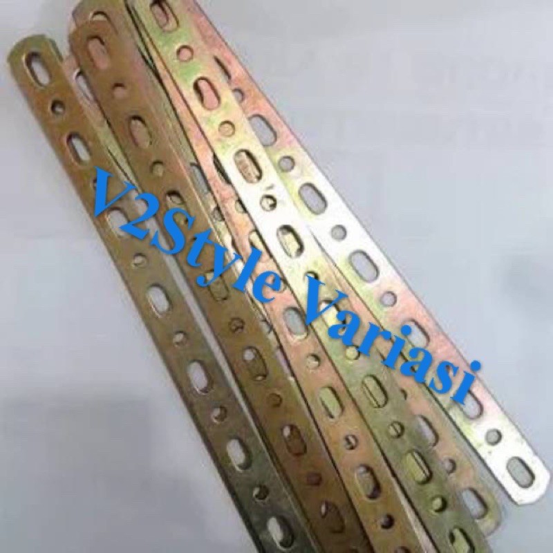 BREKET PLAT BOLONG KUNINGAN HARGA 1BIJI Breket Serba Guna lubang baut 6mm ( baut 12 ) Besi Panjang 30cm Tebal 1,5mm Brecket plat motor Breket plat Breket Gantungan knalpot Breket lampu Breket plat bolong besi Breket plat nomor bolong serba guna