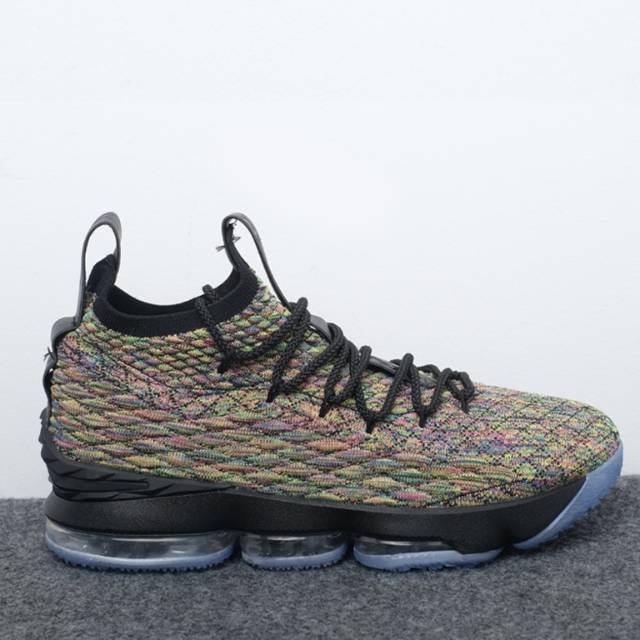 SEPATU NIKE LEBRON 15 - multi color