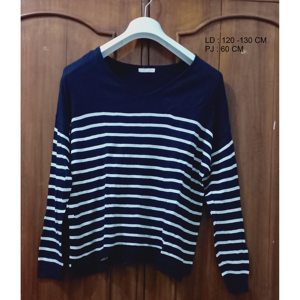 SWEATER LENGAN PANJANG STUDIO CLIP
