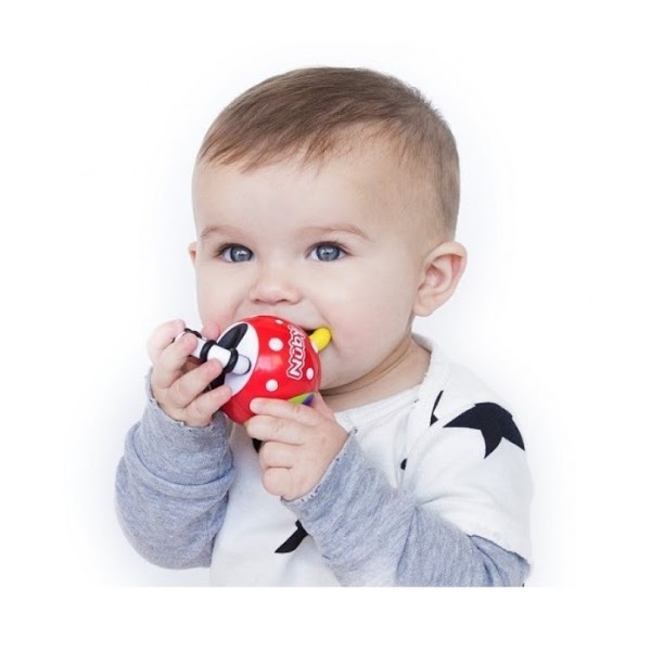 Nuby Twista Ball Teether Rattle Gigitan Kerincingan Bayi