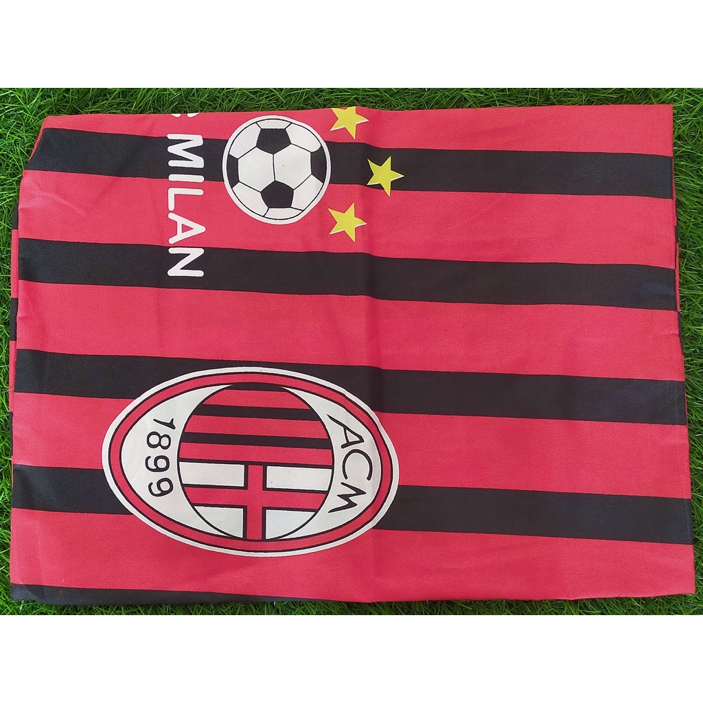 SPREI HOMEMADE MOTIF BOLA (TANPA SARUNG BANTAL DAN GULING)