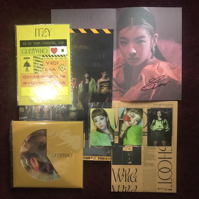 ITZY GUESS WHO UNSEALED FULLSET SIGNED LIA