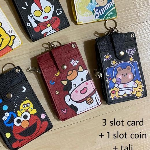 

Name Tag ID Card Holder karakter 3 slot / Gantungan Kartu Tali Panjang - Pooh