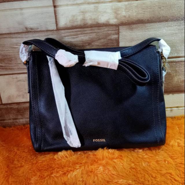 fossil emma crossbody black
