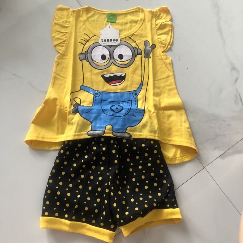 SETELAN MINION KAOS KATUN CELANA PENDEK ANAK PEREMPUAN