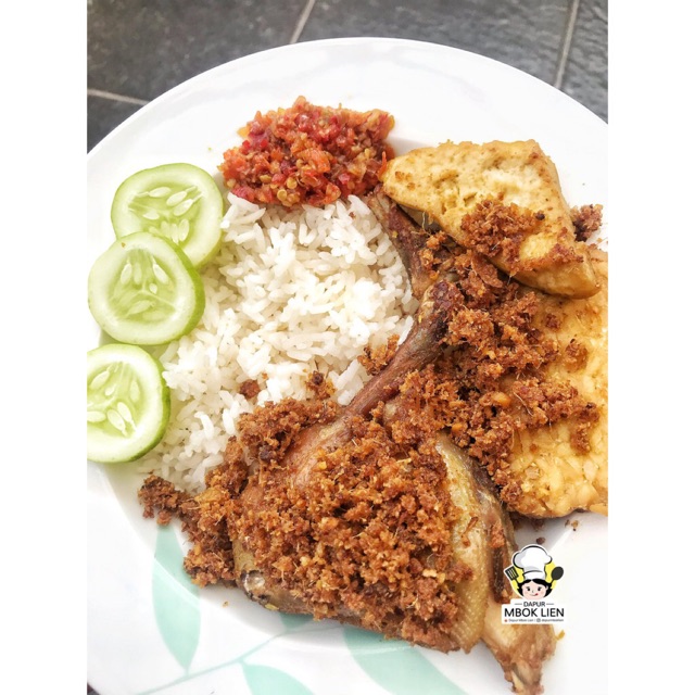 

Paket Ayam Goreng Kremes Spesial Mbok Lien