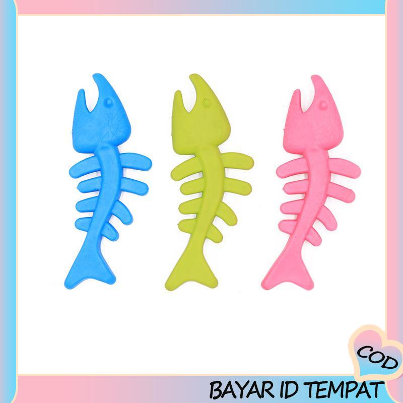COD❤️ Bentuk Tulang Ikan TPR Sounding Rubber Cat And Dog Toy Tahan Gigitan Self Playing Pet-A.one