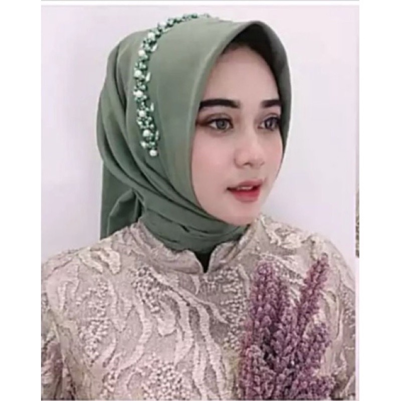 SHELLA SQUARE HIJAB SEGI EMPAT EXCLUSIVE PAYET PREMIUM