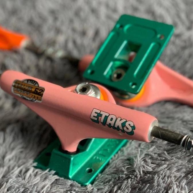 Etaks Truck Hollow Kingpin