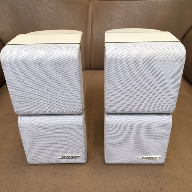 Speaker satelit Bose AM5 white