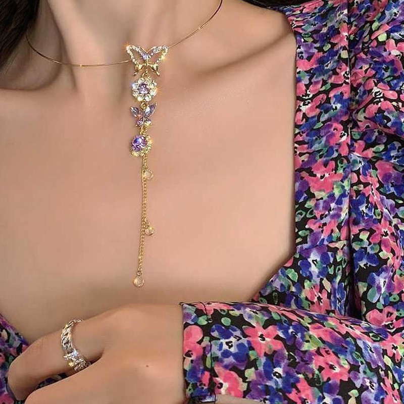 Kalung Rantai Klavikula Desain Kupu-Kupu Warna Ungu Gaya Retro Untuk Wanita