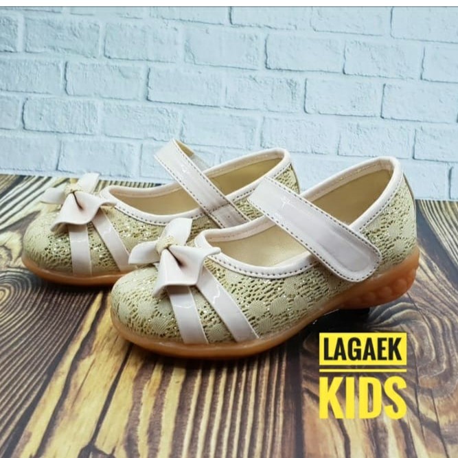 Sepatu Pesta Anak Perempuan 3 Tahunan Pita Glitter Minus Sedikit Harga Miring[SEPATU REJECT]