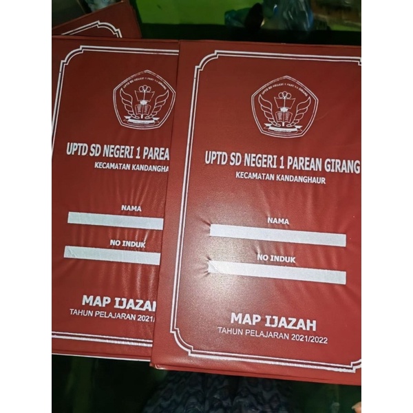 

sampul raport sablon tipis setengah map kosongan