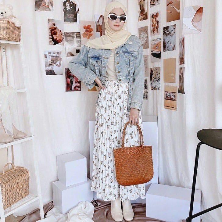 GS-ROK PLISKET DAISY PREMIUM / LILY DAILY PREMIUM /ROK PLISKET PANJANG/ROK PLISKET MOTIF BUNGA-ROK DAILY PUTIH