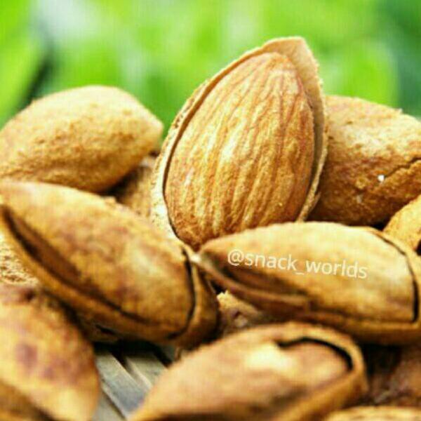 

PrdЦk kᗴkίnίΔn500gram Kacang Almond Roasted Creamy milk / butter |pro mo|,,,,,