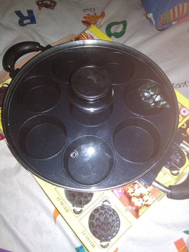 Cetakan Martabak Mini 8 Lobang Plus Tutup Kaca