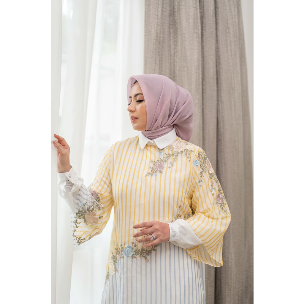 SOFYA TUNIC - AYU DYAH ANDARI