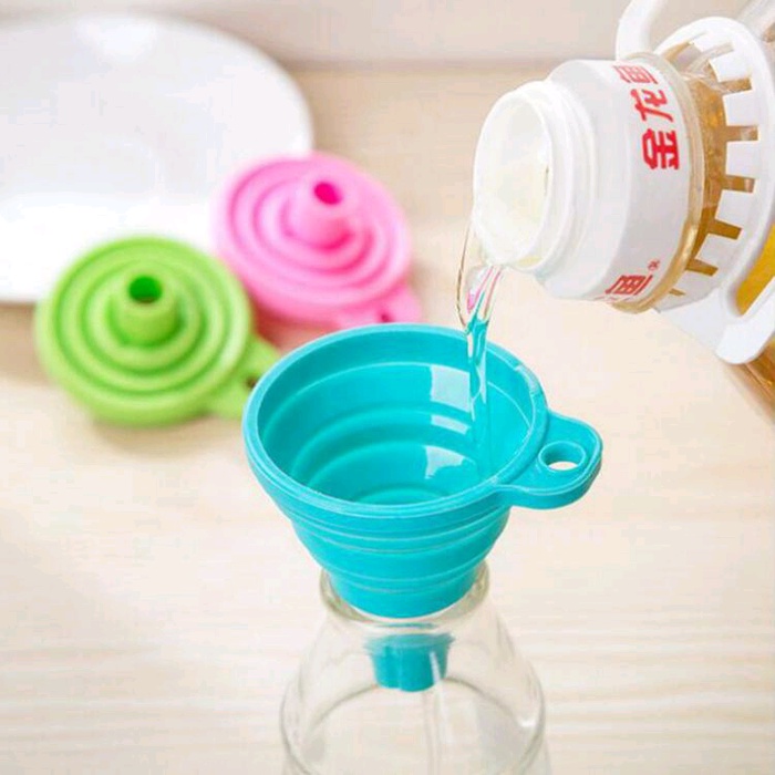 Z168 | Corong Lipat Silicone Rubber Refill Sabun Minyak Air / Corong SIlikon Karet Fleksibel