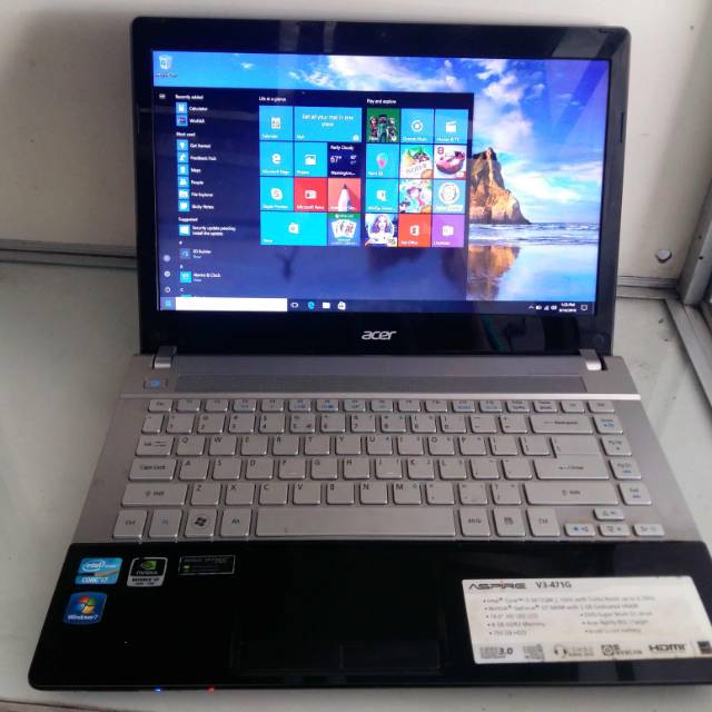 Acer v3-471G - Intel core i7-3612qm 2.1 ghz - Siap Buat Gamer Atau Render - Mulus Normal Jaya