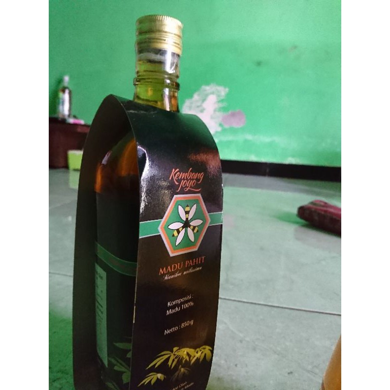 

Madu Hitam Kembang Joyo (850Gram)
