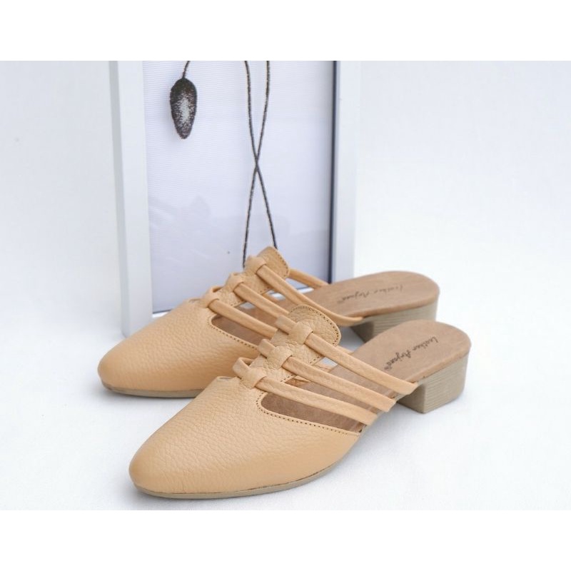 Sandal Tutong Kulit
