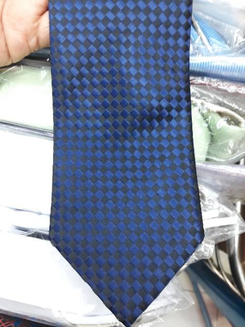 Dasi import  hitam motif merah motif  dasi dongker motif dasi biru navy dasi maroon dasi kotak catur