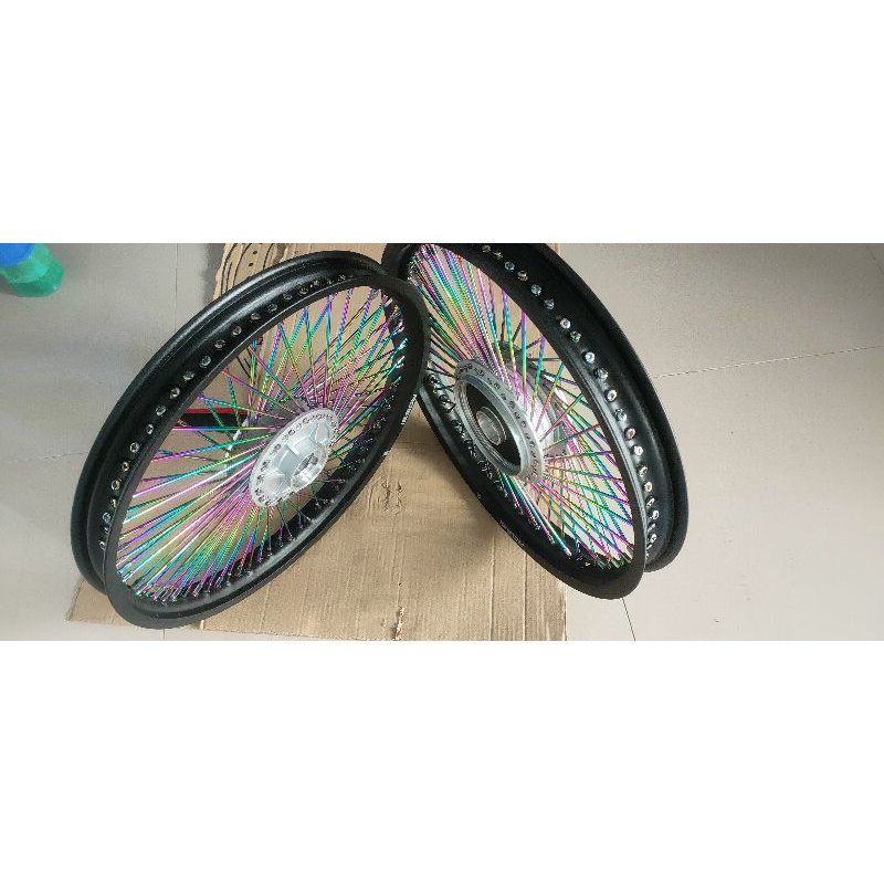 sepasang velg jari-jari 1000 Supra lama Supra fit krisma