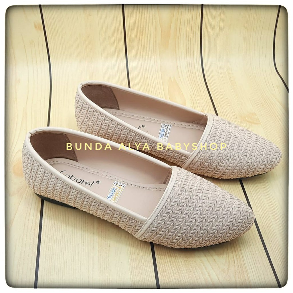 Sepatu Wanita Premium CABARET KREM Suede SIze Size 37 - 40 - Sepatu Flatshoes Perempuan Bagus