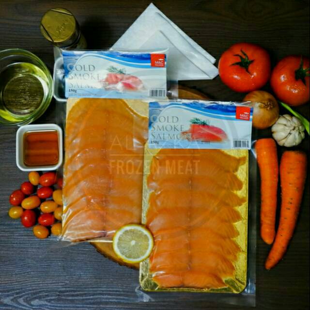 

Smoke Salmon / Salmon Fillet / Salmon Asap / Cold Smoke Salmon 150 Gram