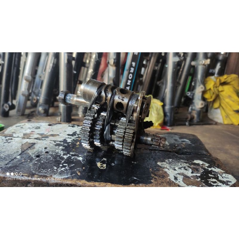 Gigi Rasio Gearbox Ratio Supra X 125 - Karisma Original