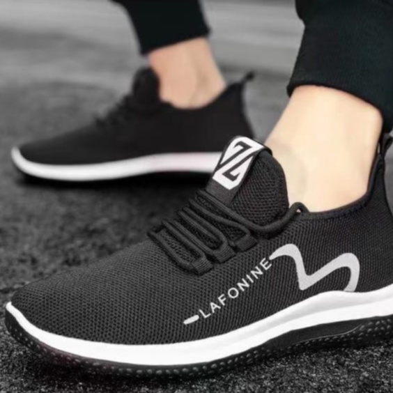 Sneakers Sepatu Pria Sepatu Olahraga Laki-lai Impor Sepatu Brand Sneakers Cowok SLIP ON Worth It - K39