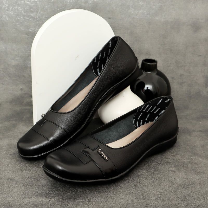 Sepatu scorpion 6057