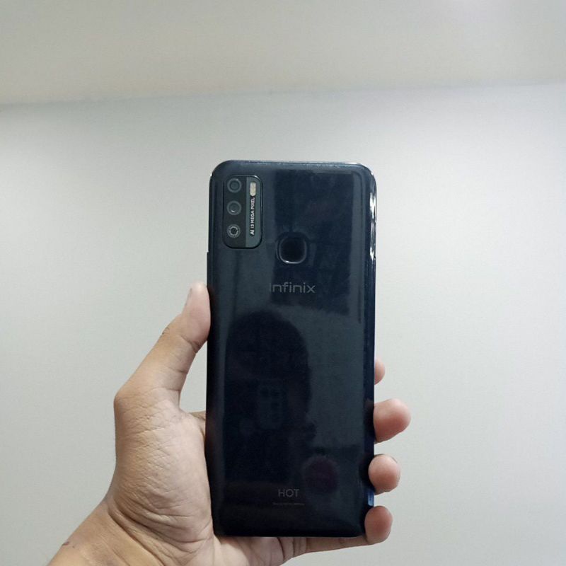 infinix hot 9play 4/64gb Like New