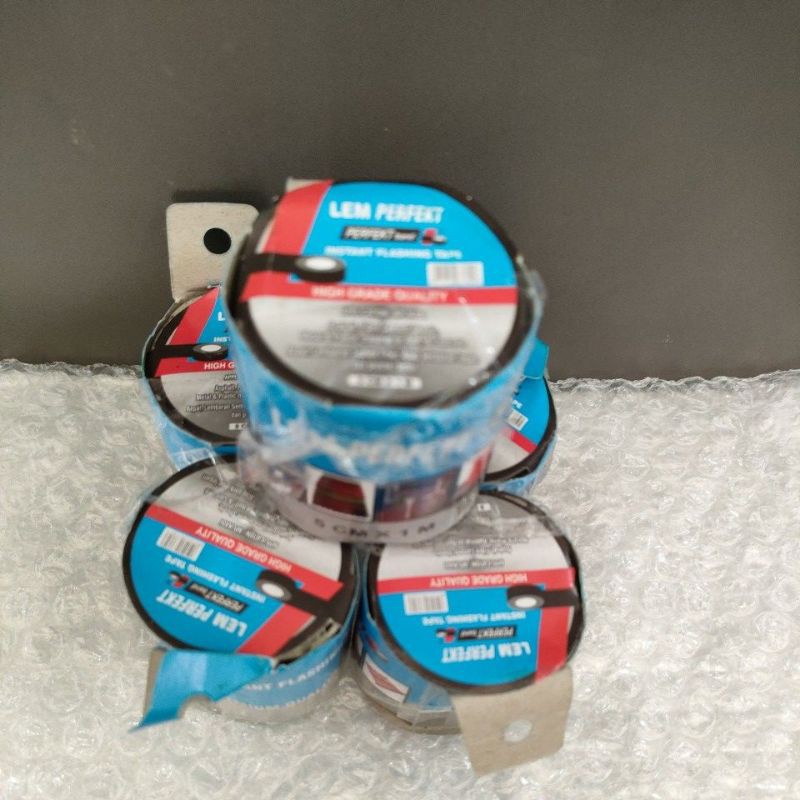 

Lem Perfekt Band Perekat Serba Guna 5 Cm x 100 Cm