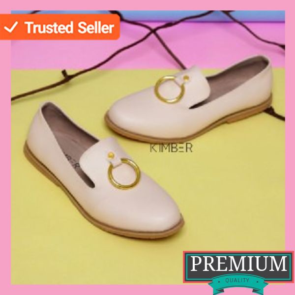  Sepatu  wanita Kimber Kara Cream sepatu  slip on Shopee 