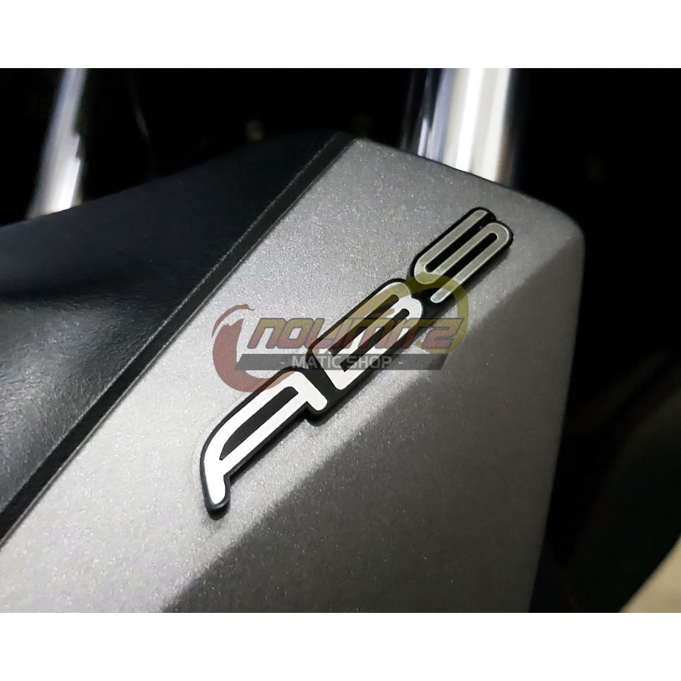 Logo Emblem 3D Timbul ABS Silver NMAX XMAX Aerox 155