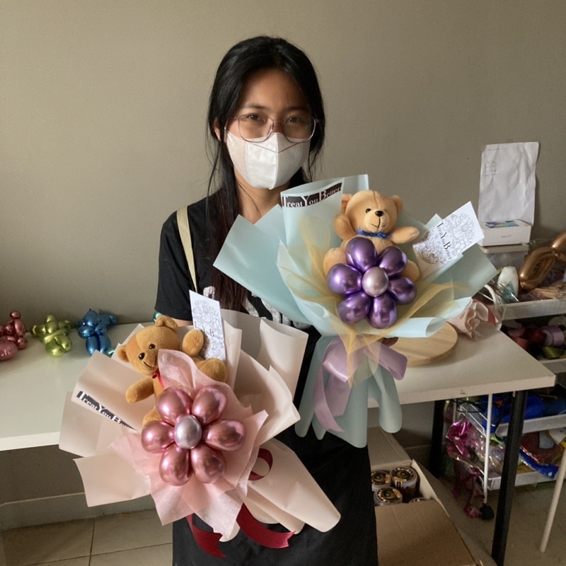 Buket Balon / Buket Bunga Murah / Buket wisuda / Buket Ulang Tahun / Teddy Twist Bouquet