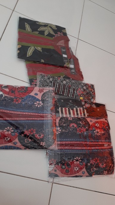 Mia - Busan Blouse Batik Wanita