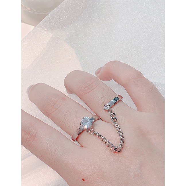 LRC Cincin Fashion Silver Zircon Chain Ring P76202