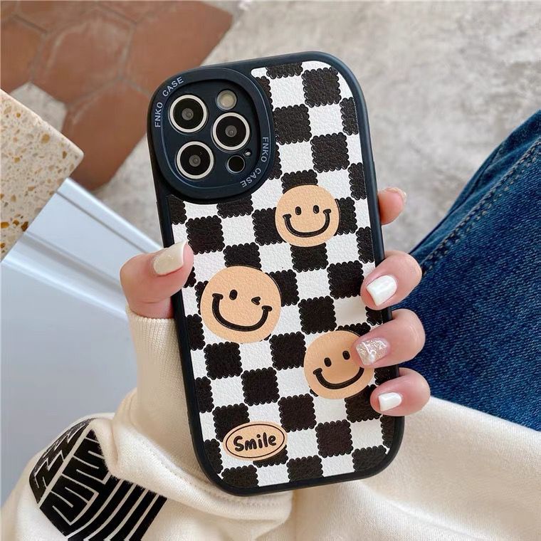 [TPC] Phone Case IPHONE 6 6S 7 8 PLUS X XS MAX XR 11 12 13 PRO MAX BLACK SMILE Casing Lucu Korean IP025