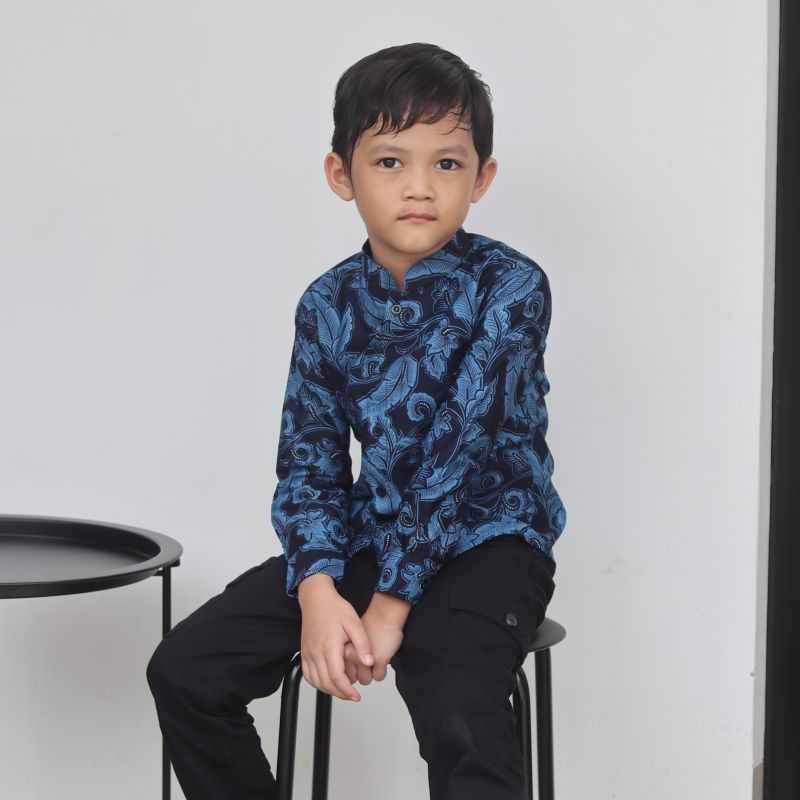 Batik Bule kemeja batik couple batik ayah batik anak batik abu hitam dan batik biru navy batik pria lengan panjang