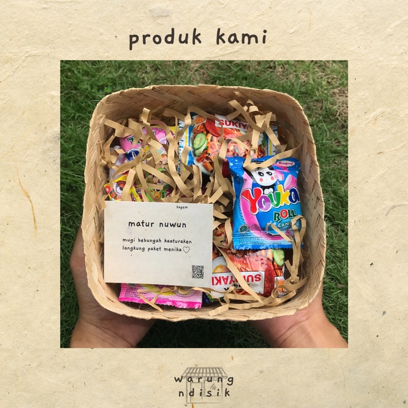 

Paket Hampers Makanan Mainan Jadul Gift Untuk Ulang Tahun, Wisuda, Sidang